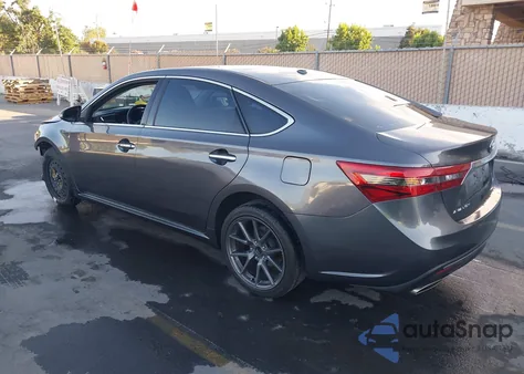 2016 Toyota Avalon Xle z USA, uszkodzony, nr VIN 4T1BK1EB5GU216802
